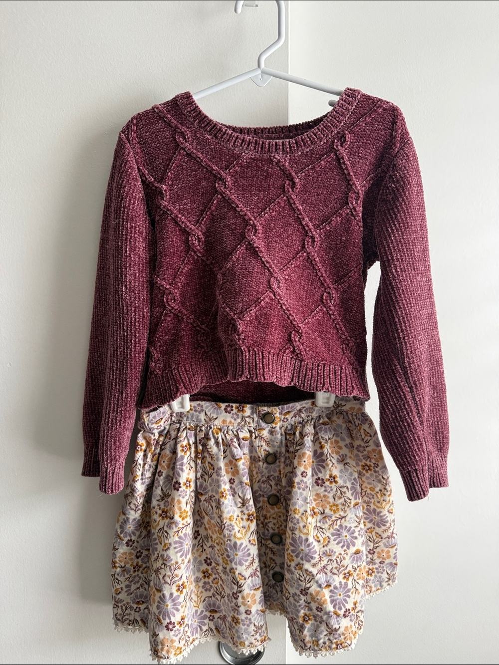 Max Studio Burgundy Diamond-Knit Crewneck Sweater